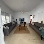Deluxe *