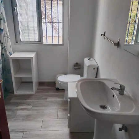 Deluxe * Seville