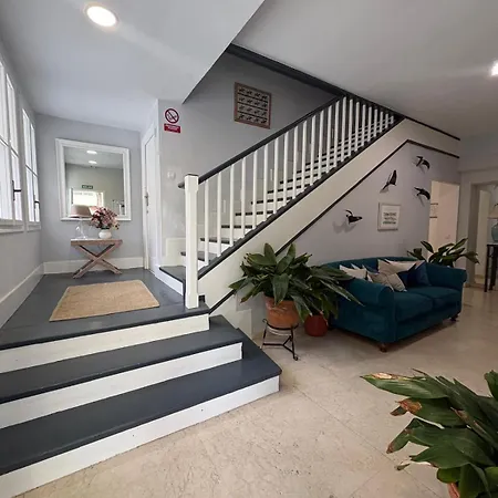 Deluxe Guest house *